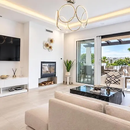 Marina - Penthouse Beachside Apartamento *