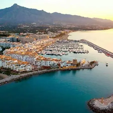 Marina - Penthouse Beachside