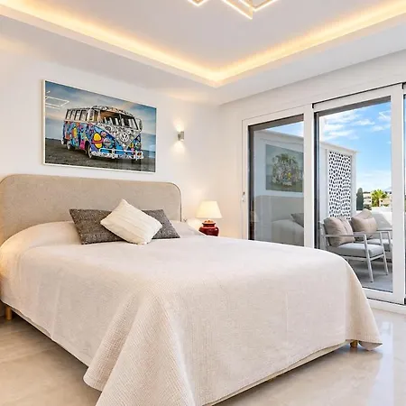 Marina - Penthouse Beachside