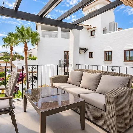 Marina - Penthouse Beachside